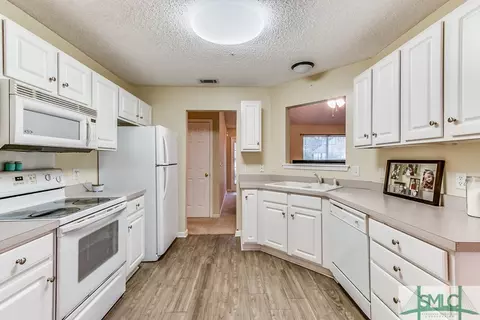 607 Dresler Rd, Rincon, GA 31326 photo 8