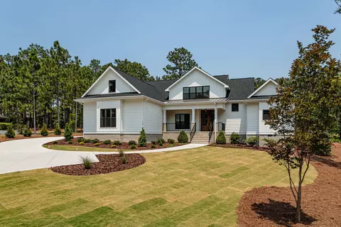 74 Mcmichael Dr, Pinehurst, NC 28374 photo 1