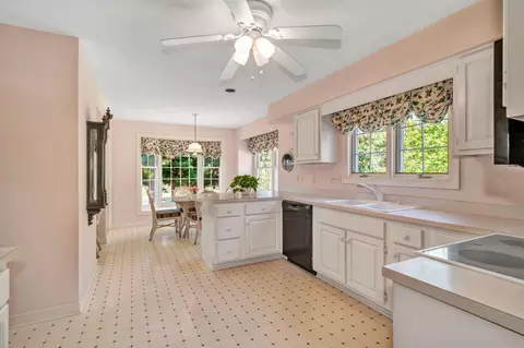 2103 Stickney Cir, Pinehurst, NC 28374 photo 4