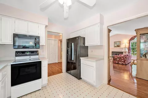 2103 Stickney Cir, Pinehurst, NC 28374 photo 8