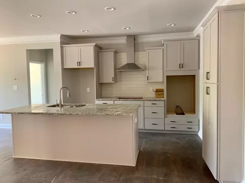 107 Schever Rd, West End, NC 27376 photo 2