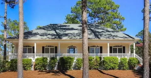180 E Lake View Dr, Pinehurst, NC 28374 photo 1