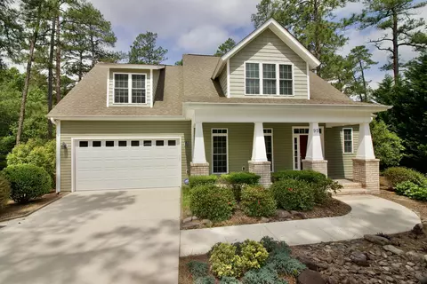 95 E Lake View Dr, Pinehurst, NC 28374 photo 2