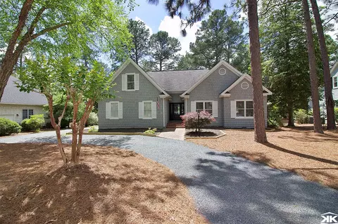 390 Sugar Pine Dr, Pinehurst, NC 28374 photo 1