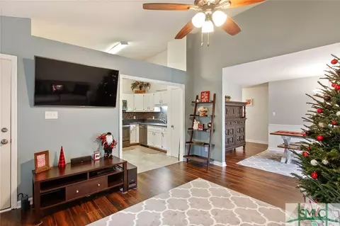 111 Longleaf Cir, Pooler, GA 31322 photo 8