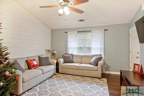 111 Longleaf Cir, Pooler, GA 31322 photo 4
