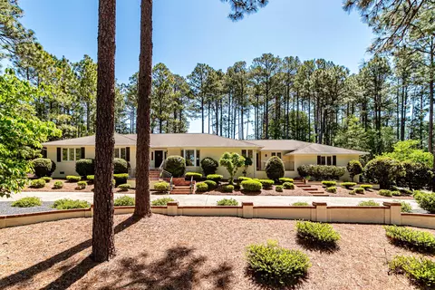 500 Donald Ross Dr, Pinehurst, NC 28374 photo 1