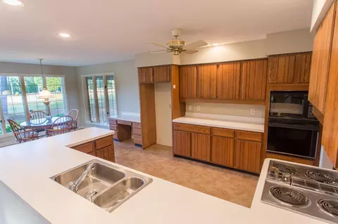 8 Eagle Rd, Whispering Pines, NC 28327 photo 12