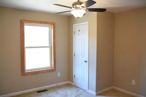 204 Benjamin St, Aberdeen, NC 28315 photo 6