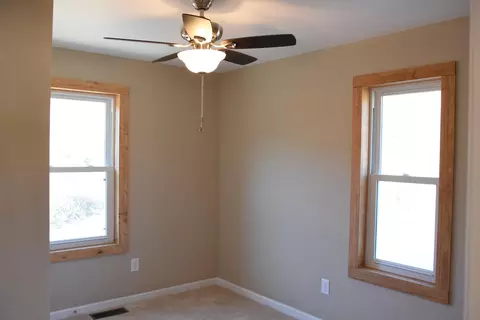 204 Benjamin St, Aberdeen, NC 28315 photo 8