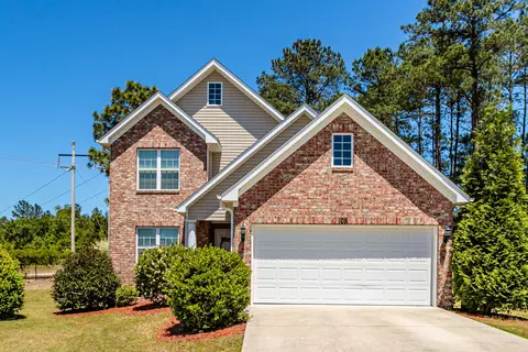 108 Lightwater Ct, Aberdeen, NC 28315 photo 1