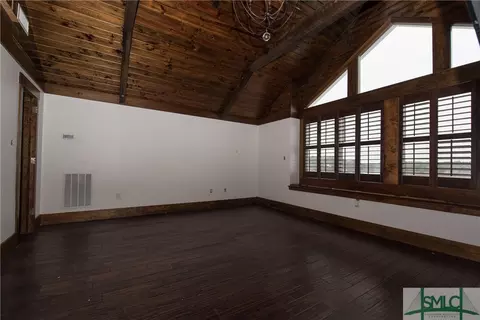 439 E 1st St, Midway, GA 31320 photo 14
