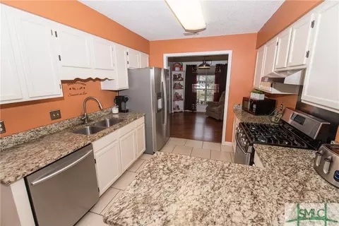 124 Longleaf Cir, Pooler, GA 31322 photo 18