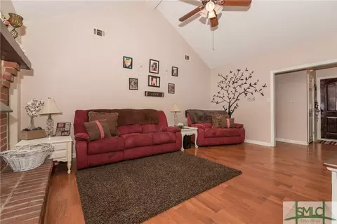 124 Longleaf Cir, Pooler, GA 31322 photo 8
