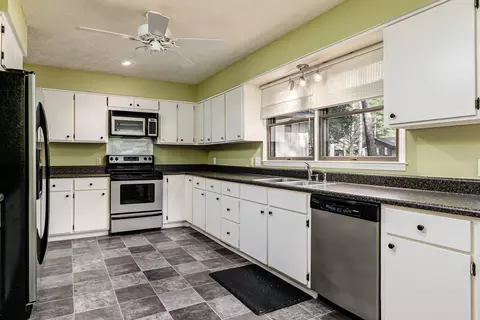 150 Westchester Cir, Pinehurst, NC 28374 photo 3