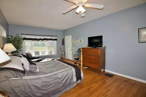 682 Cedar Pt, Vass, NC 28394 photo 23
