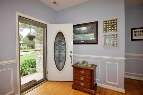 682 Cedar Pt, Vass, NC 28394 photo 4