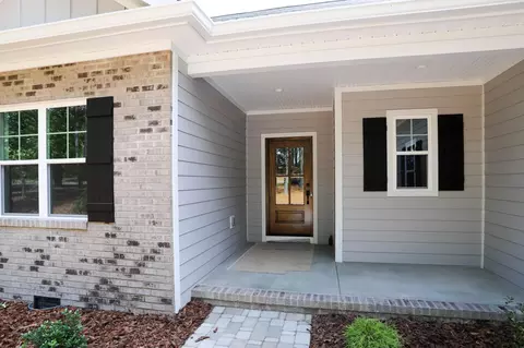 139 Longleaf Dr, West End, NC 27376 photo 2