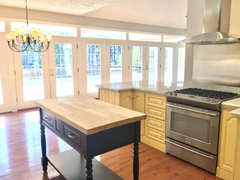 662 Cedar Pt, Vass, NC 28394 photo 8