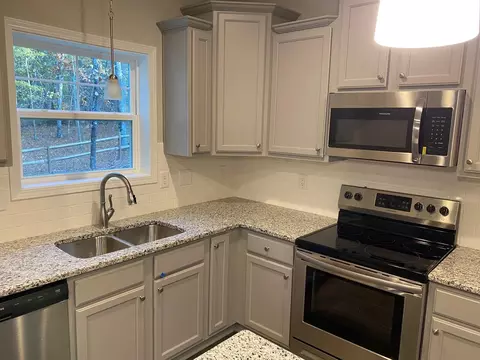 105 Ramsgate Ct, West End, NC 27376 photo 5