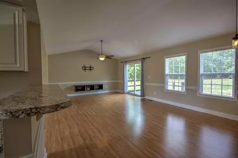 126 Arlee Dr, Hamlet, NC 28345 photo 14