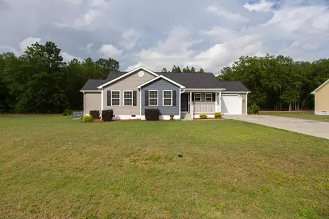 126 Arlee Dr, Hamlet, NC 28345 photo 4