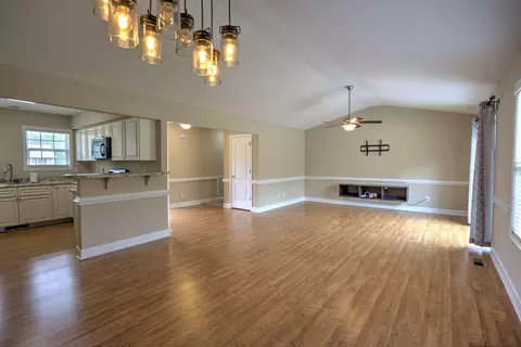 126 Arlee Dr, Hamlet, NC 28345 photo 12