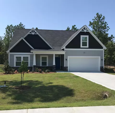 4245 Irwin Dr, Aberdeen, NC 28315 photo 1