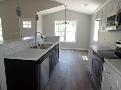 278 Park Ave, Pinebluff, NC 28373 photo 3