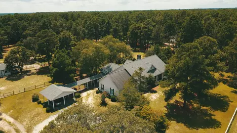 170 Lindenhurst Farm Rd, Pinehurst, NC 28374 photo 2