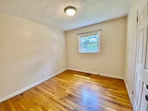 102 James Ave, Hamlet, NC 28345 photo 7