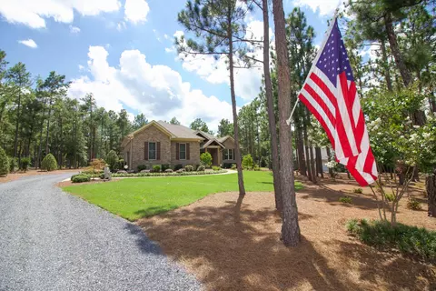 25 Pinewild Dr, Pinehurst, NC 28374 photo 2