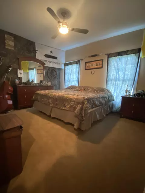 918 Devonshire Trl, Aberdeen, NC 28315 photo 19