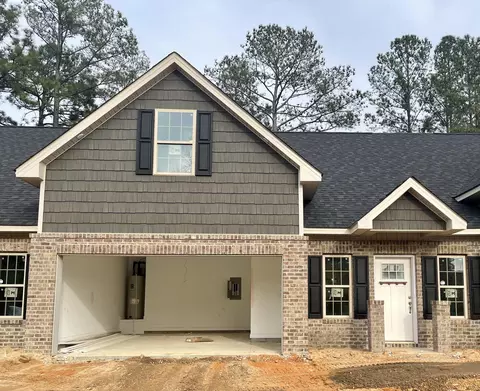 125 Lark Dr, Pinehurst, NC 28374 photo 1