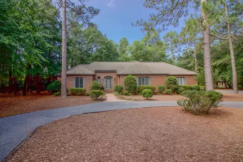 1 Oakmont Pl, Pinehurst, NC 28374 photo 1