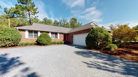 75 Idlewild Road Rd, Pinehurst, NC 28374 photo 1