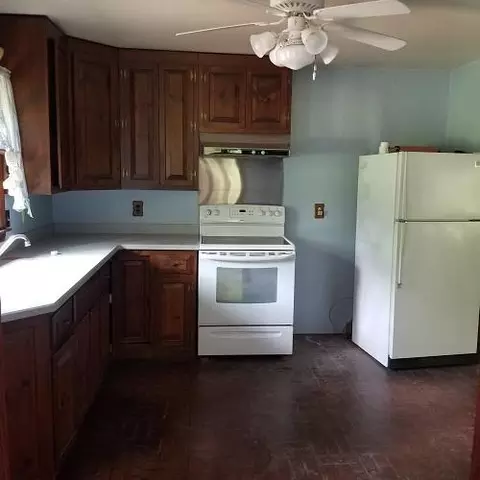 199 Roberts Loop, West End, NC 27376 photo 5