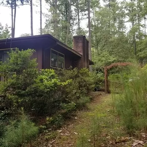 199 Roberts Loop, West End, NC 27376 photo 3