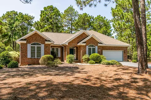 441 Longleaf Dr, West End, NC 27376 photo 1