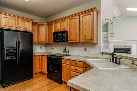 441 Longleaf Dr, West End, NC 27376 photo 11