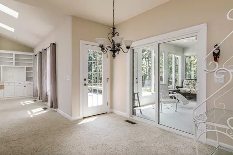 441 Longleaf Dr, West End, NC 27376 photo 9