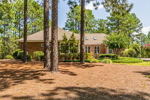 441 Longleaf Dr, West End, NC 27376 photo 3