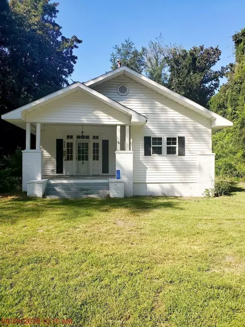 509 Jefferson St, Hamlet, NC 28345 photo 1