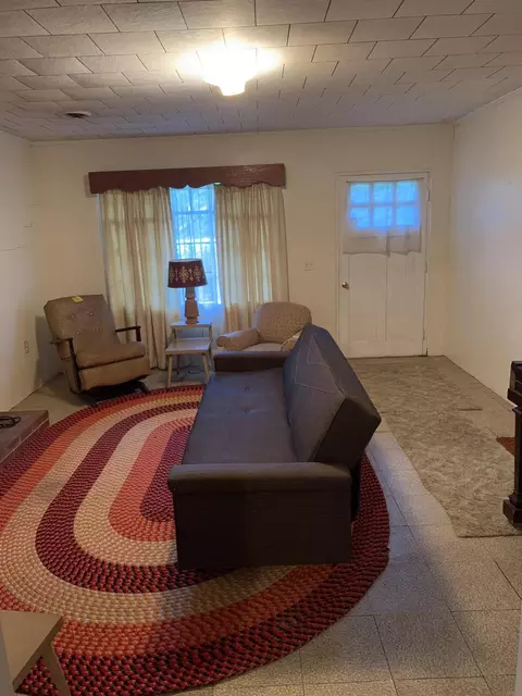1092 Mcduffie Rd, Biscoe, NC 27209 photo 3
