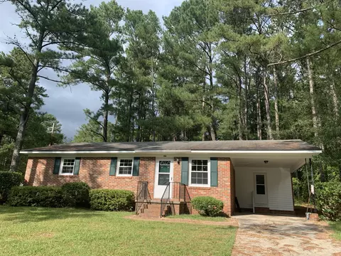 106 James Ave, Hamlet, NC 28345 photo 1