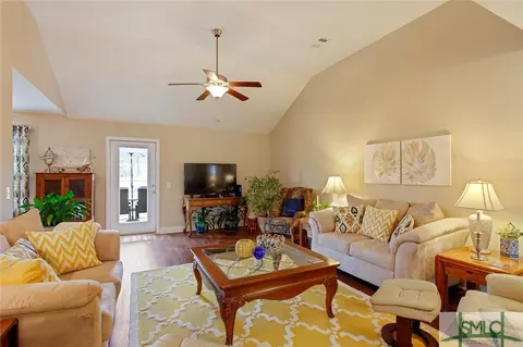 207 Beaubrook Blvd, Springfield, GA 31329 photo 7