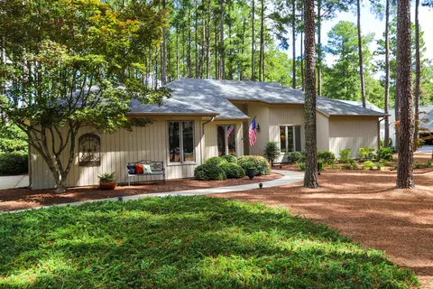 18 Kinbuck Ct, Pinehurst, NC 28374 photo 1