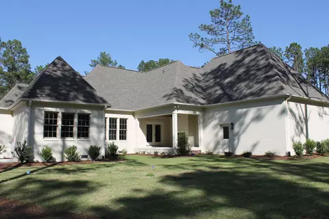 121 Chanticleer Dr, Pinehurst, NC 28374 photo 3