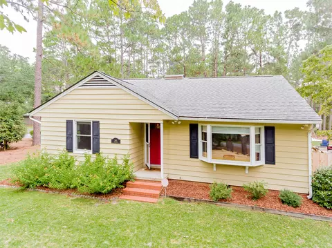 164 Mcdairmid Rd, Pinehurst, NC 28374 photo 1