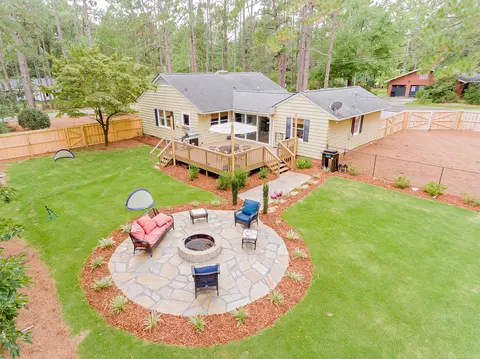 164 Mcdairmid Rd, Pinehurst, NC 28374 photo 2